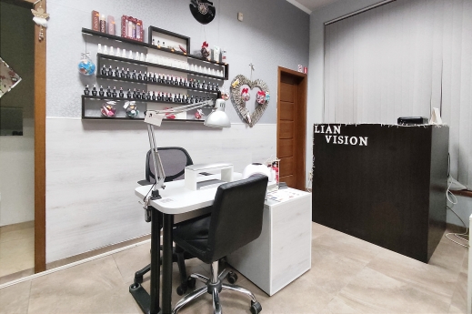 Lian Vision Salon 5