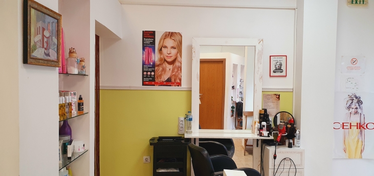 Hair & Beauty Studio Tea House 4