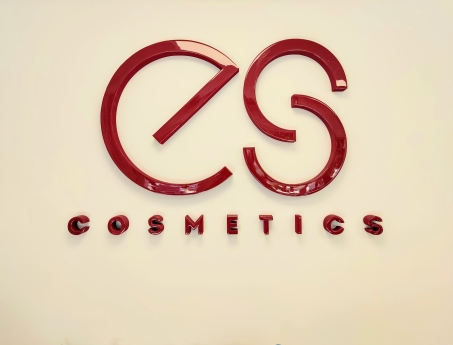 ES Cosmetics 7