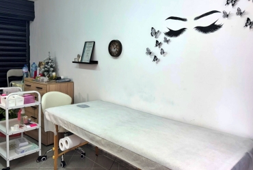 Vaya Beauty 1