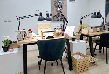 Veneva Aesthetics Nails Studio 1