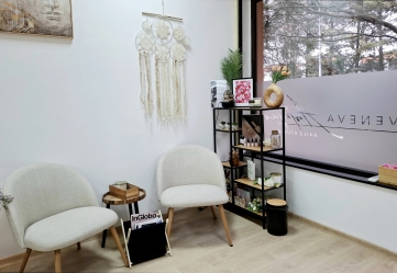 Veneva Aesthetics Nails Studio 3