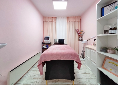 Allexi’s Beauty Room 5