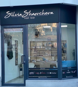Silvia Shaovcheva nail bar 16