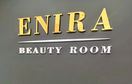 ENIRA Beauty Room 13
