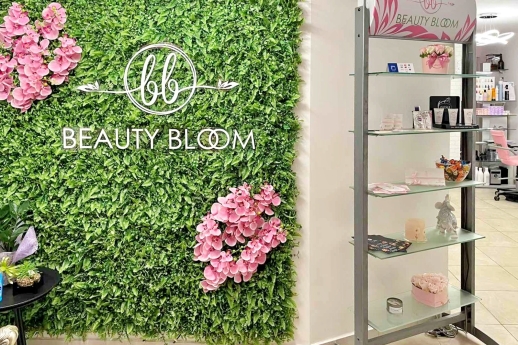 Studio Beauty Bloom 7