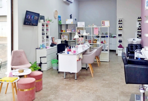 Zani ART Nail & beauty salon 1