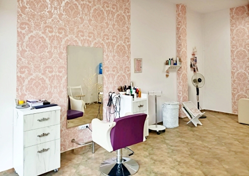 Royal Predo beauty salon 1