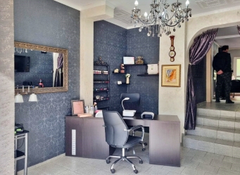 ID Tattoo Studio & Nails 1